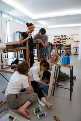 Summer School participants at work, Summer School 2019, Tapestry and Artistic Interpretation, Cité internationale de la tapisserie, Aubusson   Lola Moser © Michelangelo Foundation